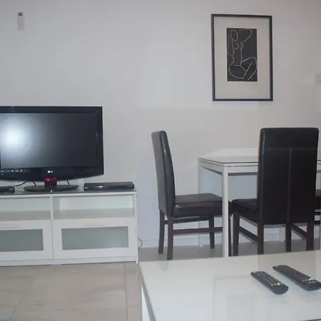 Helen Milos Court No.5 Apartment Larnaca