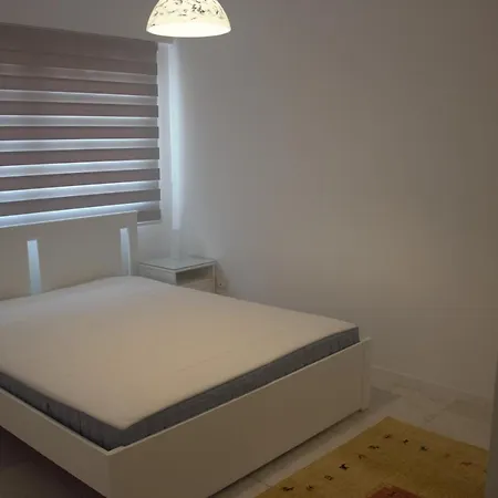 Apartment Helen Milos Court No.5 *